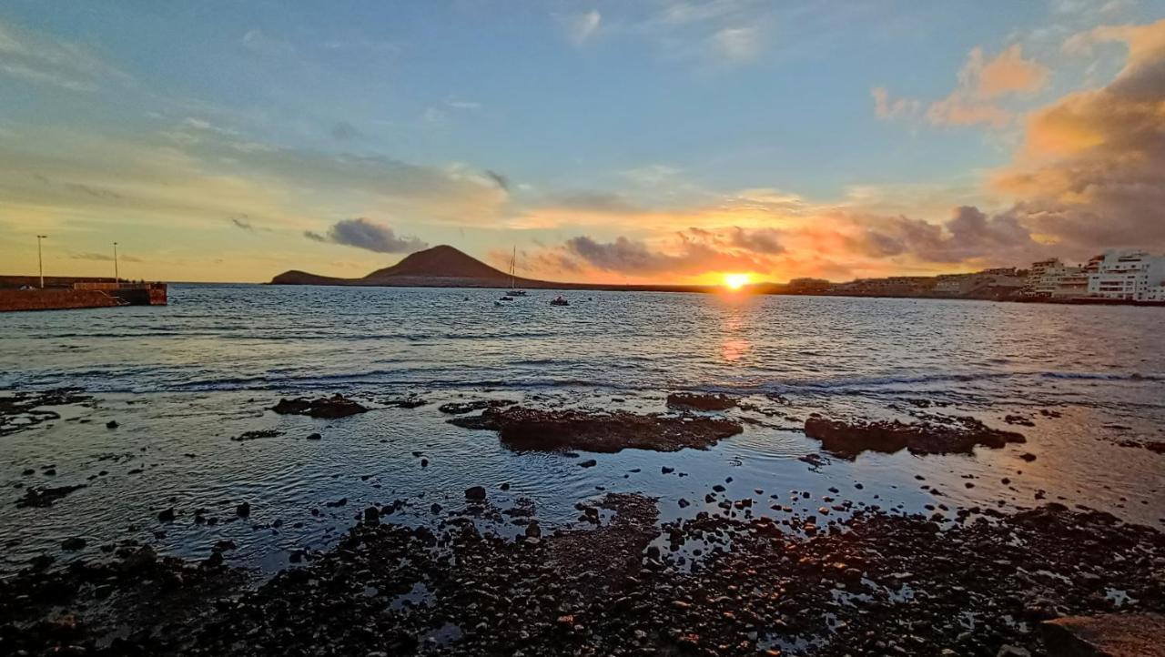 Alquilaencanarias- Medano Beach Tarajal 엘메다노 외부 사진